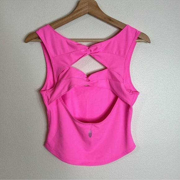 FREE PEOPLE MOVEMENT Strong Currents Tank Pink Sleeveless Twist Cut Out Back XL - Picture 2 of 7